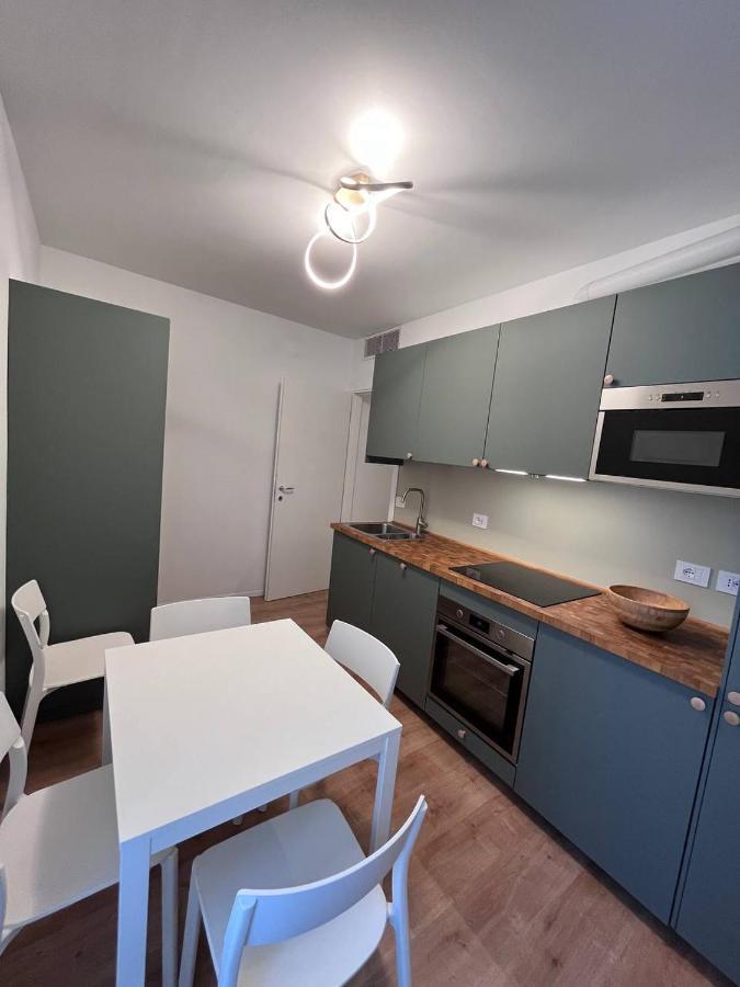 Residenza Urania Apartment เวนิส ภายนอก รูปภาพ